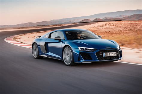 The Audi R8s 52l V10 Is An Engineering Masterpiece Carbuzz