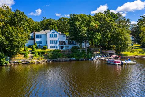 Lakefront Compound Massachusetts Luxury Homes Mansions For Sale