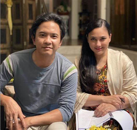 Saksikan pujaan hati kanda, isnin hingga jumaat 7.00 malam di suria & toggle! admya