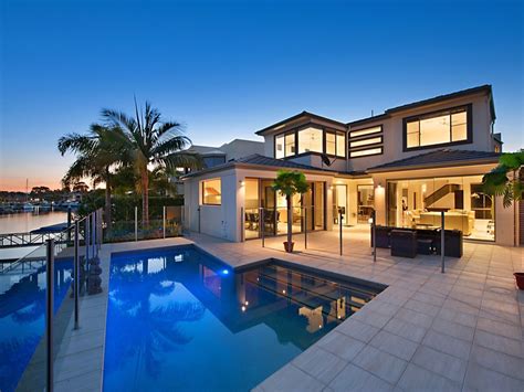 The Gold Coast Is Australias Most Popular Suburb For Renters For 2016