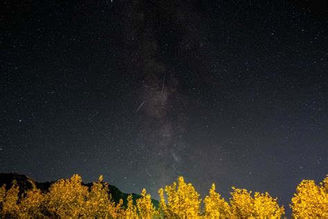 Nasa Stargazing Tips How To Spot Stars Vega And Deneb This October