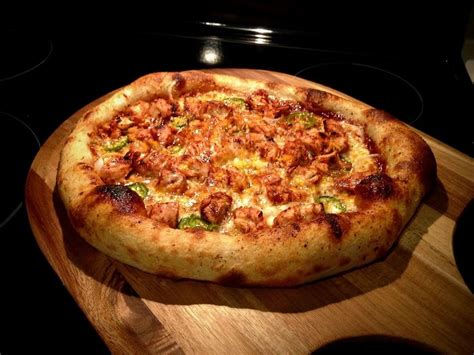 Homemade Spicy Bbq Chicken Pizza Food