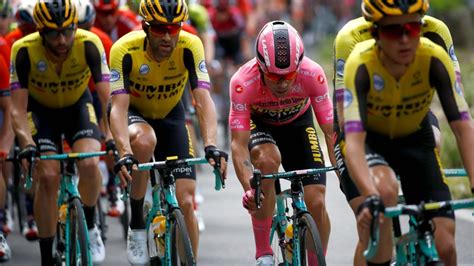 | en la cima de la penúltima subida del giro la diferencia de bardet y caruso sobre bernal era de 42 s. Giro de Italia 2019: Ackermann ganador de la etapa 5, en ...