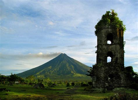 Amazing Philippines Worlds Most Perfect Cone Volcano Mt Mayon