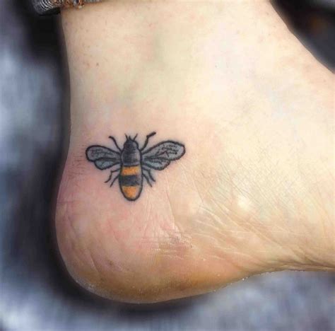 Small Bee Tattoo Designs And Its Meaning Visual Arts Ideas