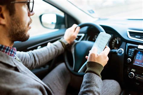 The Dangers Of Texting While Driving Texte Préféré