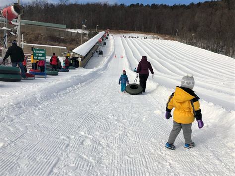12 Best Pennsylvania Ski Resorts For Families New To Ski