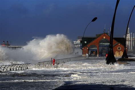 Thousands Evacuated As Gale Force Winds Sweep The Country Chronicle Live