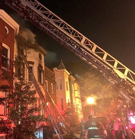 2 Firefighters Injured 8 Displaced In Northwest Dc Rowhouse Fire
