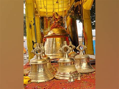 Bell Weighing 2400 Kg From Uttar Pradeshs Etah To Grace Ayodhya Ram Temple