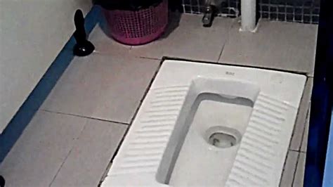 China Shenzen How To Use A Chinese Toilet Youtube
