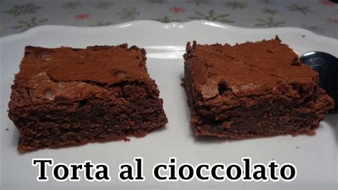 Decorare la torta al cioccolato. TORTA AL CIOCCOLATO MORBIDA E GOLOSA - Ricetta facile con ...