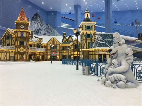South Chinas Guangzhou Opens Largest Indoor Ski Resort Cgtn