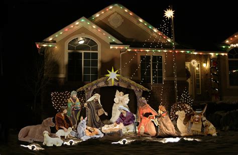 Christmas Nativity Scene Lawn Art