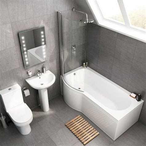 An ensuite bathroom should be a perfect bathroom if you can give an accent idea on it using black and white colors with the tiles, the shower, and even the mirror frame. 30 Stunning Small Bathroom Ideas On A Budget - SHAIROOM.COM
