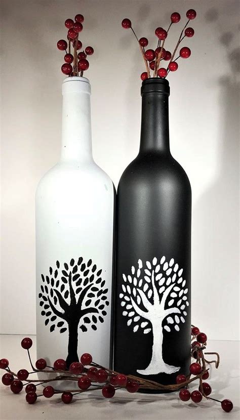 20 Quick 5 Minute Painting Projects For 2018 Bored Art Hand Painted Wine Bottles Glass