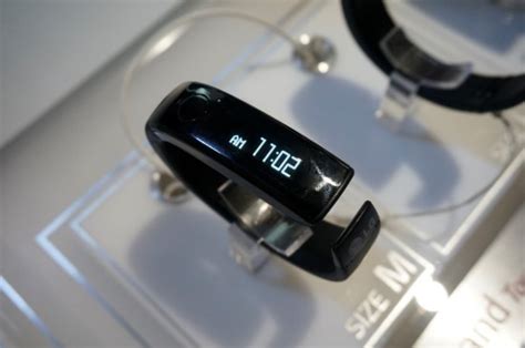 Lg Lifeband Touch Hands On Review Tech Advisor