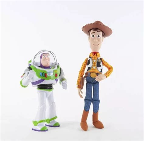Toy Story Amigos Parlantes Woody Y Buzz 35 Frases En Total En Venta En