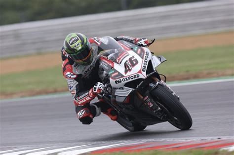 snetterton 300 british superbikes round 8 2022 race report thepitcrewonline