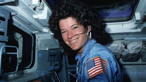 Sally Ride And Nasas First Women Astronauts Youtube