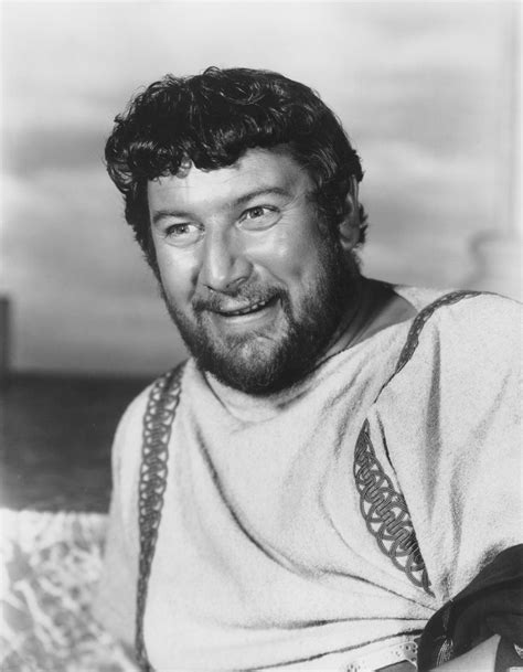 Peter ustinov biography, pictures, credits,quotes and more. Spartacus | film by Kubrick 1960 | Britannica