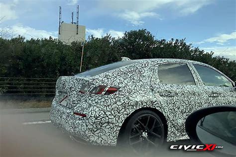 2022 Honda Civic Hatchback Shapes Up In Spy Photos Cnet