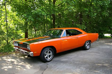 Classic Muscle Plymouth Road Runner Cars Gtx Usa