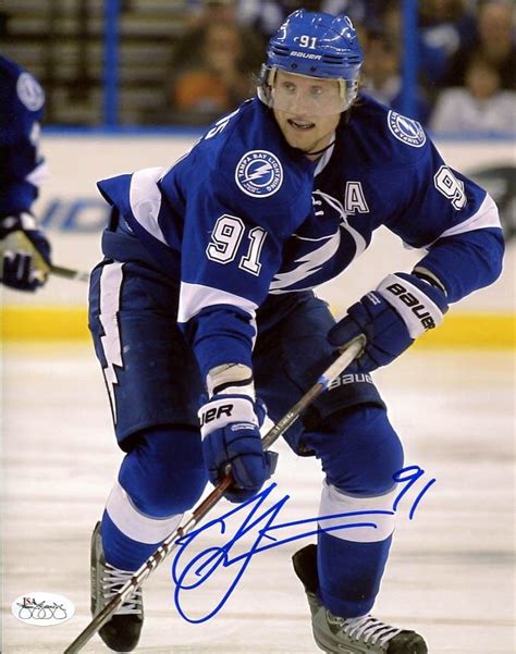 Steven Stamkos Cards Rookie Cards And Memorabilia Buying Guide