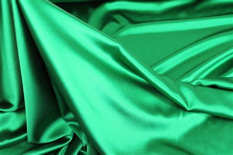 Buy Fabric Online Emerald Green Silk Marocaine Silk Crepe Silk