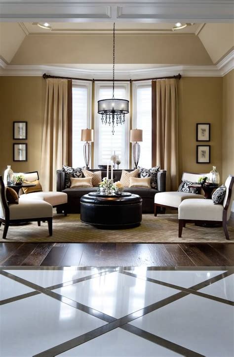 Jane Lockhart Interior Design Creates Elegant Interior For
