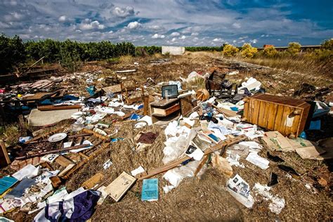What Happens To Rubbish At The Landfill 4 Waste Removals