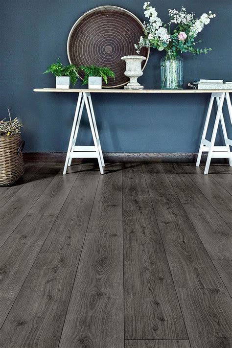 Aqualock 8mm Laminate Flooring Suede Grey Oak Grey Wood Floors Dark