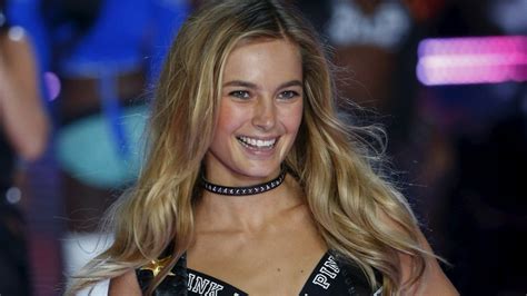 Victorias Secret Model Bridget Malcolm Says She Was Fired For Gaining