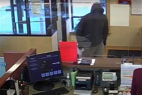 Watch Video Released Of Poolesville Bank Robbery Wtop News