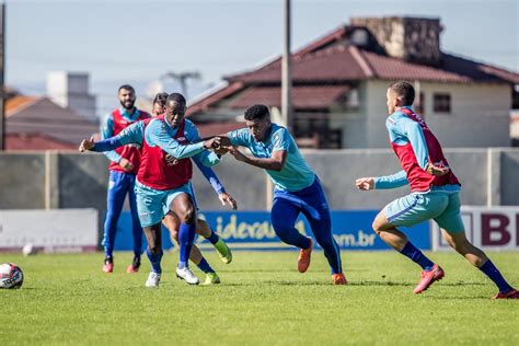 Visitante Indigesto Na Série B Avaí Tenta Melhorar Números Na