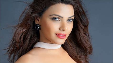 sherlyn chopra poonam pandey gehana vasisth models linked in the raj kundra porn case