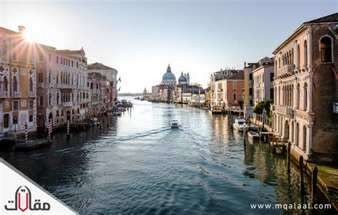 تروبيكانا وهو فندق توجد خلفة مدينة العاب مائية جميلة جداً. مدينة البندقية ايطاليا - موقع مقالات