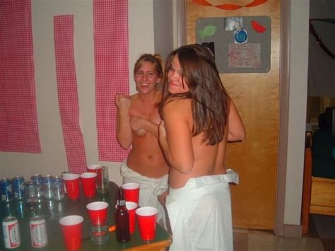Party Girls Getting Naked And Showing Their Boobs Free Video My Xxx Hot Girl