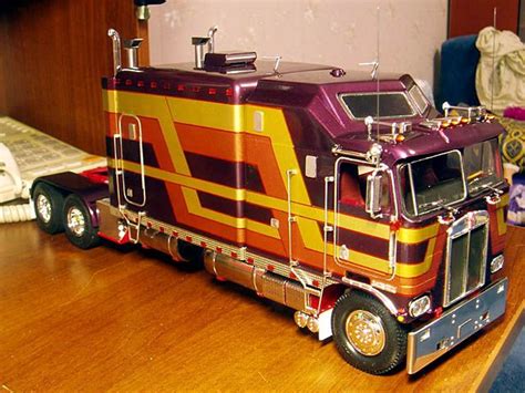 267 Best Scale Model Trucks Images On Pinterest Scale Models Plastic