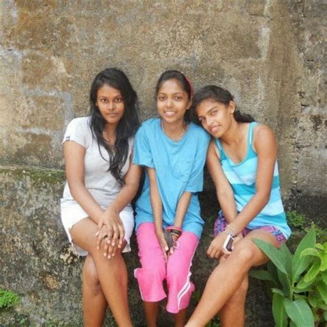 Sri Lankan Girls 99 Girls Set Fun Ganna Kello Kello Ganna Athal
