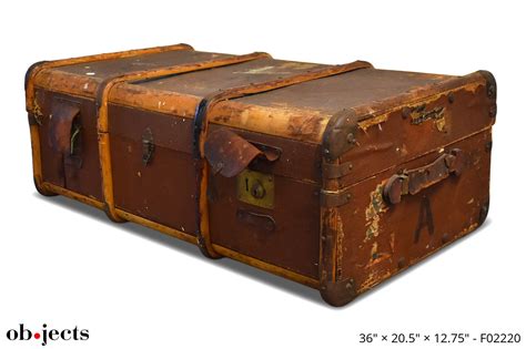 Trunk Vintage Steamer Distressed Leather Ob•jects