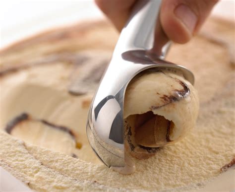 Carrageenan is a thickener used in many foods that can cause allergy and intolerance symptoms in some people. Fact of Carrageenan inside Various Food Products That You ...