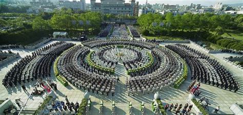 President of the compassion relief tzu chi. 慈濟全球浴佛 花蓮首場莊嚴祈福 - 中時電子報