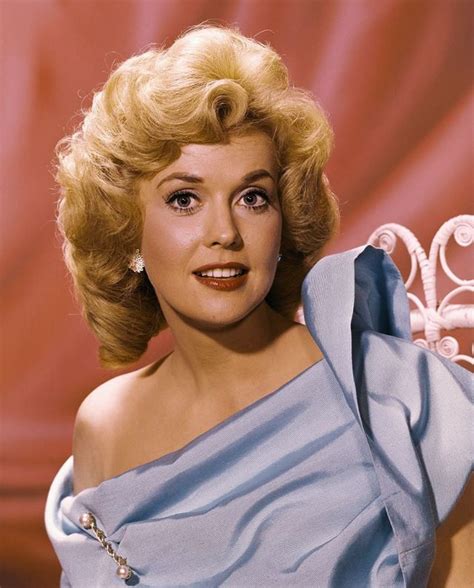 45 Beautiful Pics of Donna Douglas in the 1950s and '60s ~ Vintage Everyday