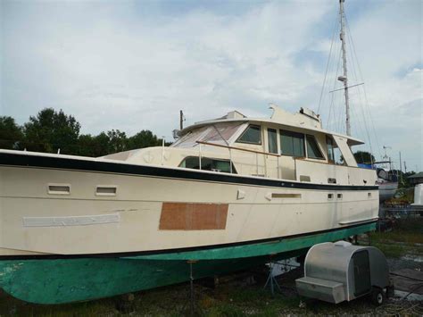 Hatteras 53 Motor Yacht 1982 For Sale For 35000 Boats From