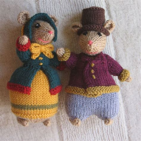 Ravelry Dickensian Mice Outdoor By Alan Dart Crochet Mouse Knitted Toys Free Patterns