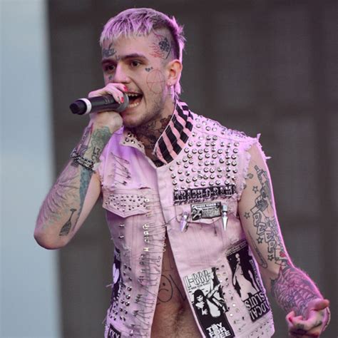 Rapper Lil Peep Dies At 21—and His Ex Bella Thorne Is Speechless E Online Au
