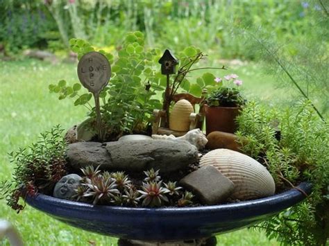 Your information will never be shared or sold to a 3rd party. Dishfunctional Designs: New Uses For Old Bird Baths