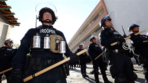 Does The Militarisation Of Us Police Encourage Excessive Force