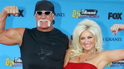 Hulk Hogan 2022 Wife
